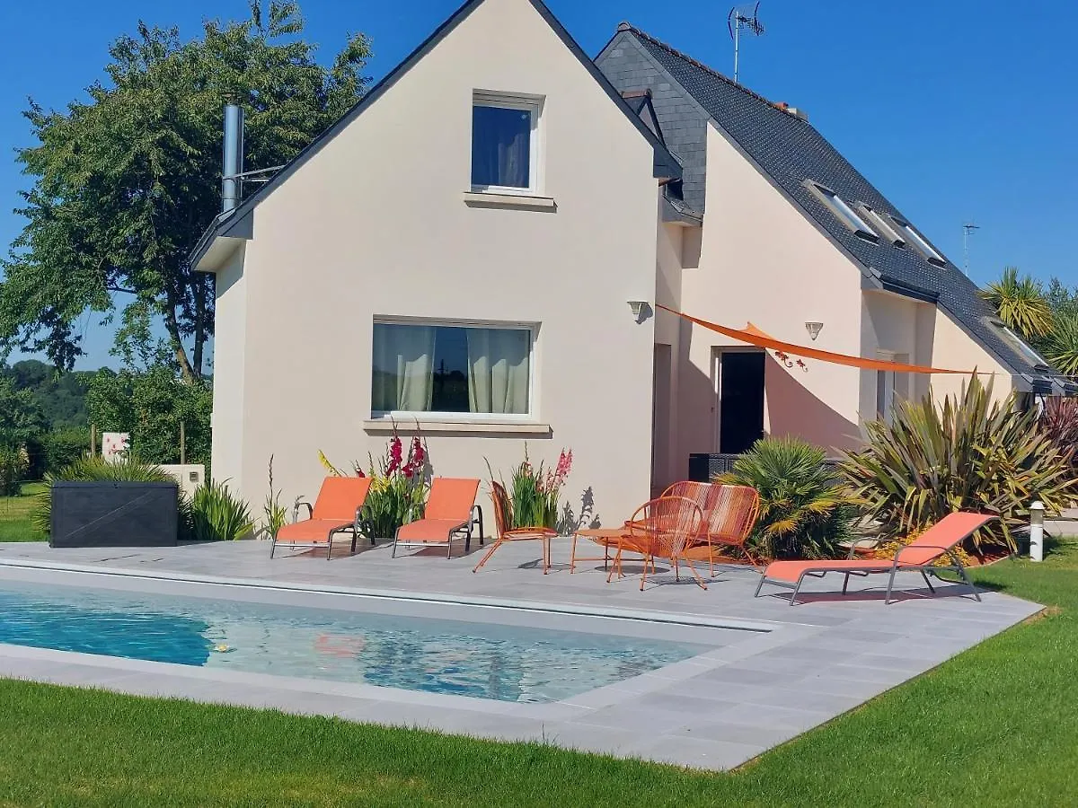 Maison Spacieuse et lumineuse avec piscine piscine privée et chauffée Pordic